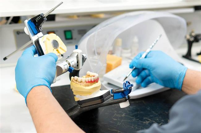 لابراتوار دندانسازی