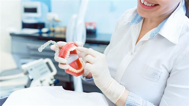 پروتز متحرک و ثابت