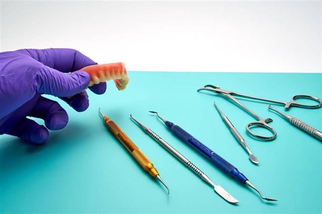 انواع دندان‌های مصنوعی